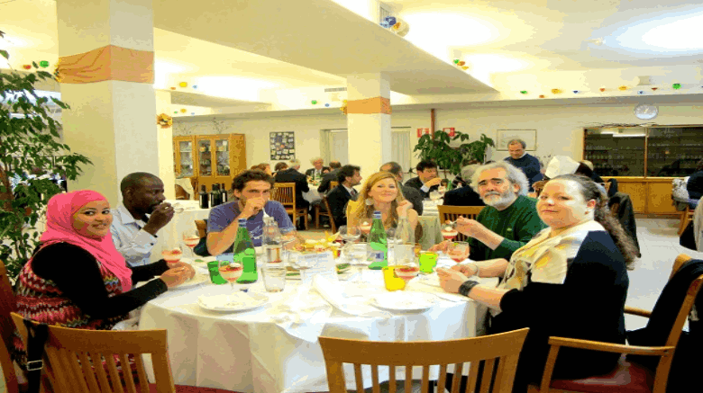 Consegna attestati corso aiuto cuoco e ristorazione veloce | Maggio 2013